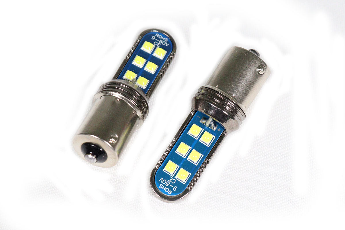 Bombilla LED de freno trasero para coche